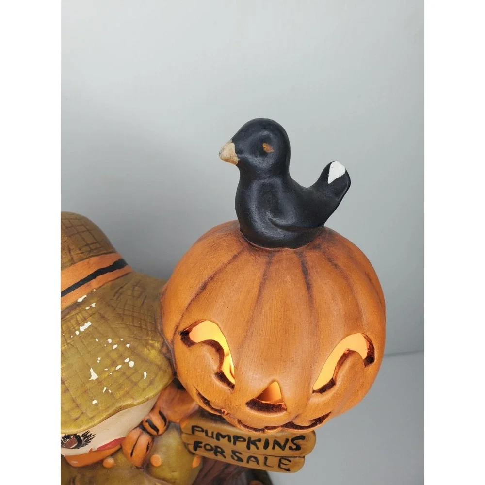🎃 HALLOWEEN Ceramic SCARECROW w Light Up JACK-O-LANTERN  